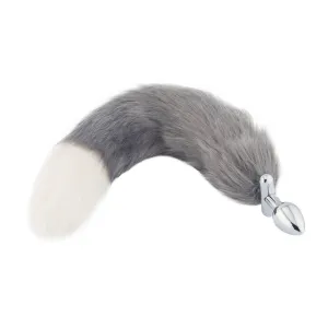 18 Shapeable Grey With White Fox Tail Plug