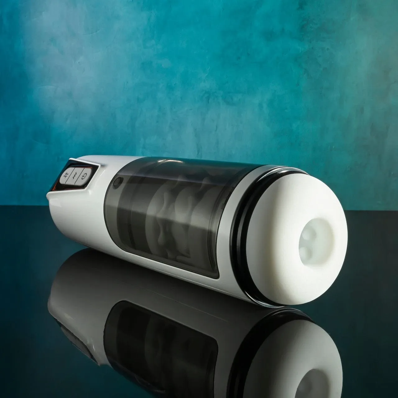 Evolved - Gender X Get Your Stroke On Thrusting Vibrating Masturbator (White)